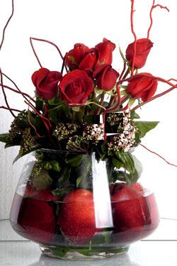 Temelli �i�ek sipari�i vermek   12 adet kirmizi g�l ve altinda s�rpriz meyva