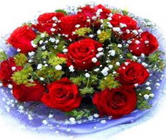 9 adet kirmizi g�llerden buket Temelli Ankara �i�ek g�nder uluslararas� �i�ek g�nderme 