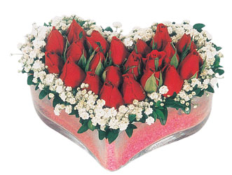 Temelli Ankara �i�ek g�nder uluslararas� �i�ek g�nderme  mika kalpte kirmizi g�ller 9 