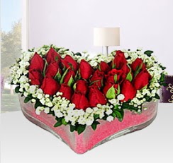Kalp i�erisinde 10 adet k�rm�z� g�l ankara �i�ek yolla Temelli �i�ek�i telefonlar� 