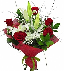 1 dal kazablanka 5 k�rm�z� g�l buketi Temelli �i�ek�i ma�azas� 
