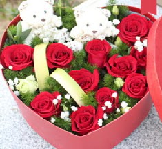 2 adet ay�c�k 9 k�rm�z� g�l kalp i�erisinde Ankara Temelli kaliteli taze ve ucuz �i�ekler 