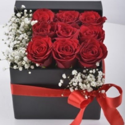 Kutu i�erisinde 9 adet k�rm�z� g�l Temelli ankara �i�ek ma�azas� , �i�ek�i adresleri 