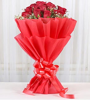 12 adet k�rm�z� g�l buketi Temelli �i�ek online �i�ek sipari�i 