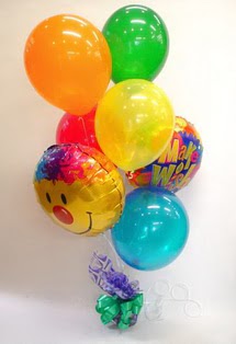 Temelli �i�ek sipari�i vermek  17 adet u�an balon ve k���k kutuda �ikolata
