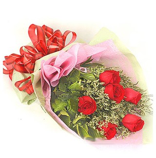 Temelli anneler g�n� �i�ek yolla  6 adet k�rm�z� g�lden buket