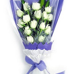�i�ek�i Temelli �i�ek servisi , �i�ek�i adresleri  11 adet beyaz g�l buket modeli