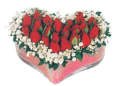Temelli Ankara �i�ek g�nder uluslararas� �i�ek g�nderme  mika kalpte kirmizi g�ller 9 