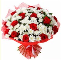 11 adet k�rm�z� g�l ve beyaz k�r �i�e�i Ankara Temelli kaliteli taze ve ucuz �i�ekler 