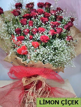 K�z isteme �i�e�i buketi 33 k�rm�z� g�lden Ankara Temelli kaliteli taze ve ucuz �i�ekler 