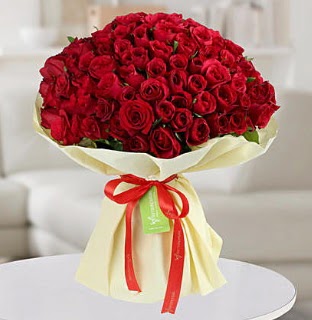 101 adet k�rm�z� g�l buketi koca demet Temelli ankara �i�ek�i telefonlar� yurti�i ve yurtd��� �i�ek sipari�i 